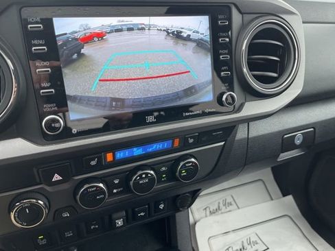 Used 2022 Toyota Tacoma TRD Sport image 20