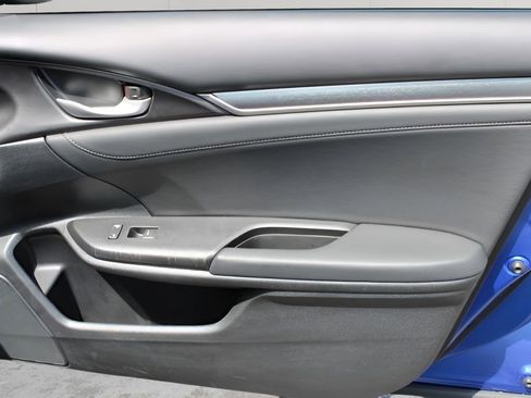 Used 2018 Honda Civic EX-L image 26