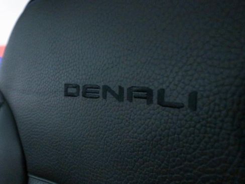 Used 2023 GMC Sierra 1500 Denali w/ Denali Reserve Package image 32