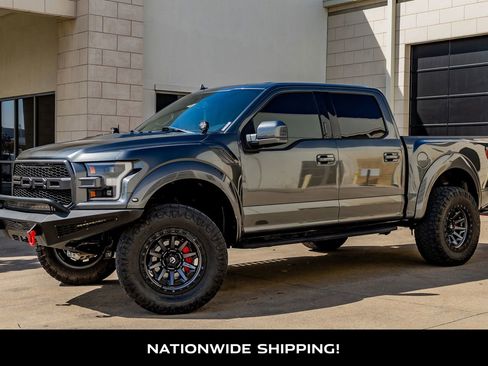 Used 2020 Ford F150 Raptor image 4