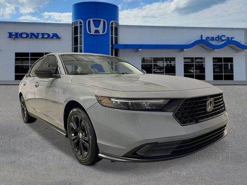 New 2025 Honda Accord SE image 8