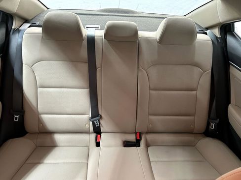 Used 2018 Hyundai Elantra SEL image 25