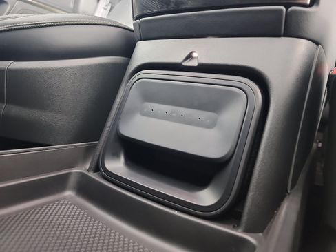 Used 2024 Rivian R1S Adventure AWD/4WD image 33