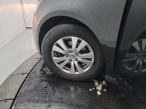 Used 2015 Honda Odyssey EX-L image 30