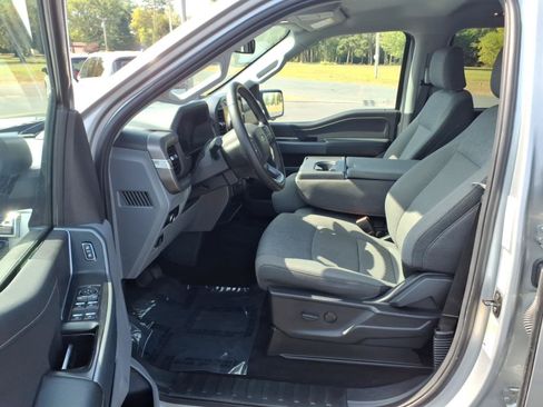 Used 2024 Ford F150 XLT AWD/4WD image 10