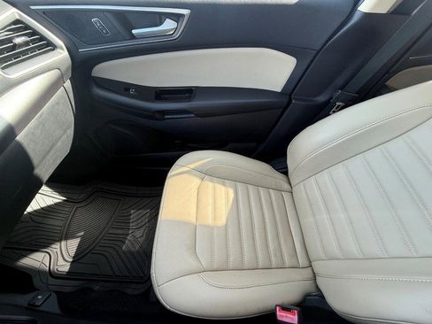 Used 2016 Ford Edge SEL w/ Equipment Group 201A image 22