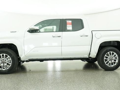 New 2026 Toyota Tacoma Limited AWD/4WD image 19