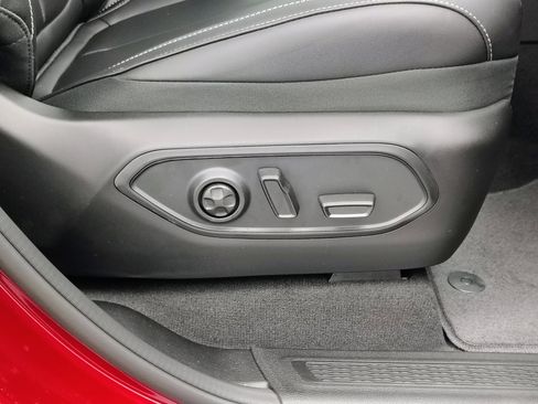 New 2025 Jeep Grand Cherokee L Limited image 25