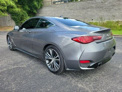 Used 2018 INFINITI Q60 3.0t Luxe RWD image 3