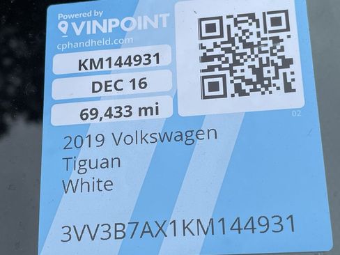 Used 2019 Volkswagen Tiguan SE image 3