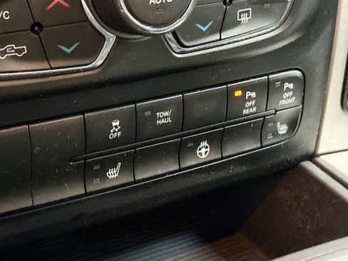 Used 2018 RAM 1500 Big Horn AWD/4WD image 20
