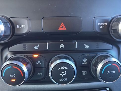 Used 2022 RAM 1500 Big Horn image 22