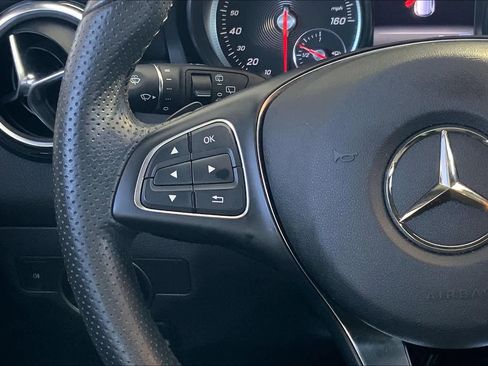 Certified 2020 Mercedes-Benz GLA 250 4MATIC image 23