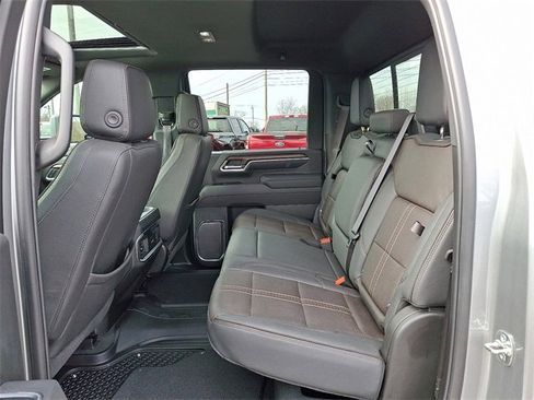 Used 2025 Chevrolet Silverado 2500 High Country w/ High Country Premium Package image 8