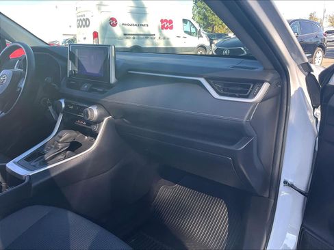 Used 2024 Toyota RAV4 LE image 17