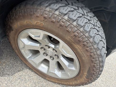 Used 2021 RAM 1500 Big Horn AWD/4WD image 12