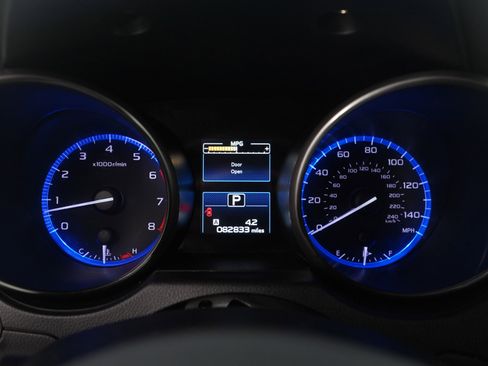 Used 2017 Subaru Outback 2.5i Premium image 27