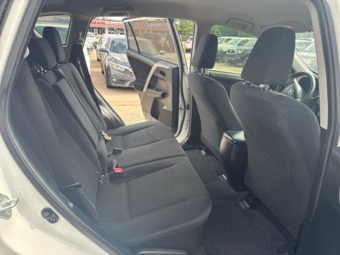 Used 2015 Toyota RAV4 LE FWD image 25