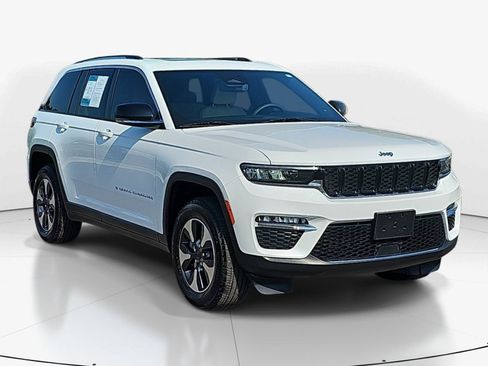 Used 2022 Jeep Grand Cherokee Limited 4xe AWD/4WD image 2
