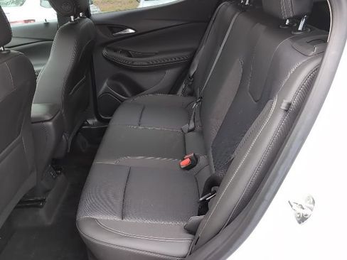 Used 2024 Buick Encore GX Preferred image 28