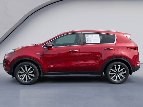 Used 2018 Kia Sportage EX w/ EX Sport Appearance Package image 2