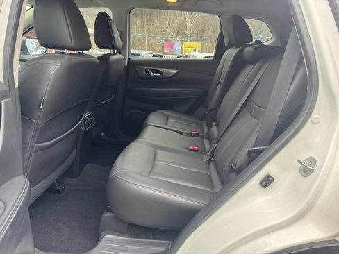 Used 2015 Nissan Rogue SL w/ SL Premium Package image 15