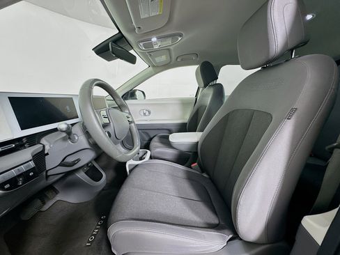 Used 2024 Hyundai Ioniq 5 SEL image 13