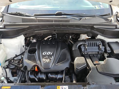 Used 2015 Hyundai Santa Fe Sport w/ Option Group 02 image 34