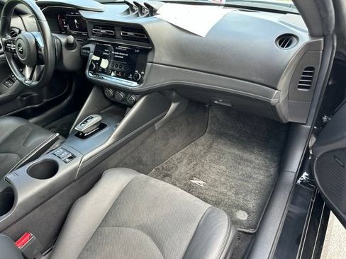 Used 2023 Nissan Z w/ Floor Mat Package (L93) RWD image 19