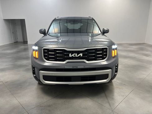 Used 2025 Kia Telluride S image 2