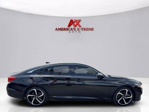 Used 2018 Honda Accord Sport image 6
