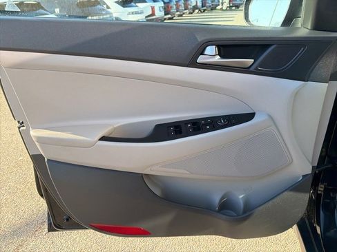 Used 2016 Hyundai Tucson Sport image 13