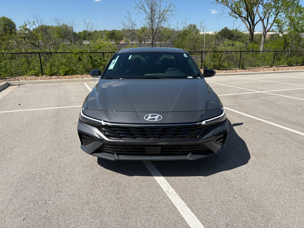 New 2026 Hyundai Elantra SEL Sport FWD image 8