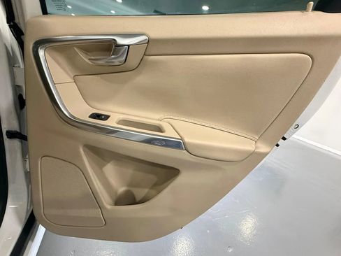 Used 2015 Volvo XC60 T5 Premier image 30