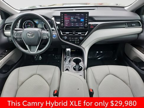 Used 2023 Toyota Camry XLE FWD image 16