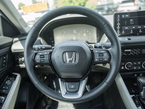 Used 2026 Honda Accord Touring image 33