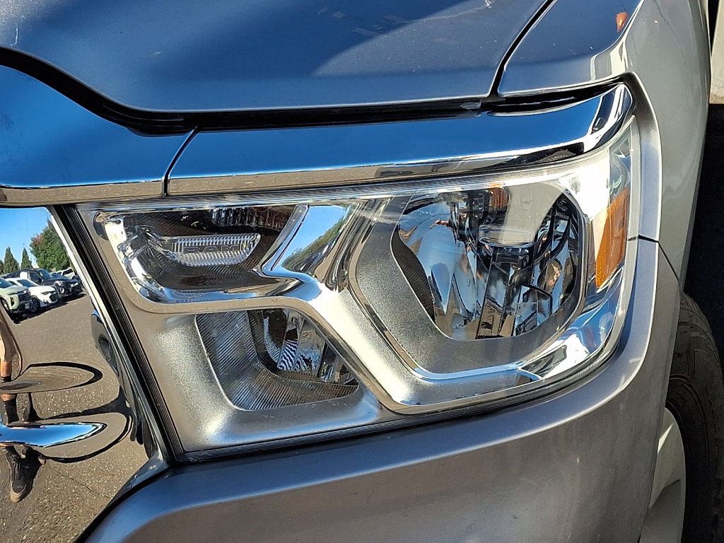 Used 2024 RAM 1500 Big Horn AWD/4WD image 4