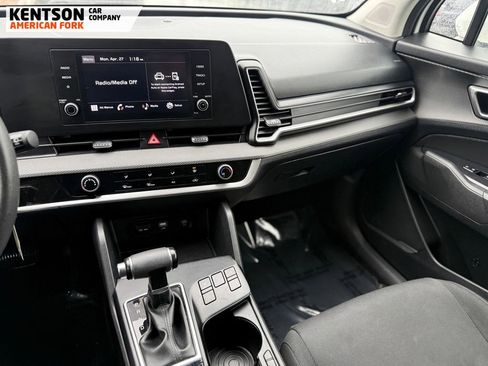 Used 2023 Kia Sportage LX AWD/4WD image 20