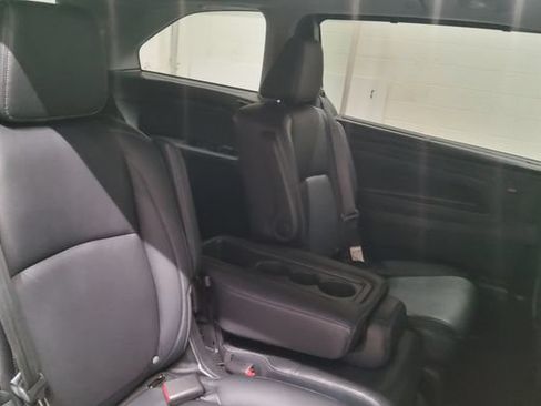 Used 2024 Honda Odyssey EX-L image 18