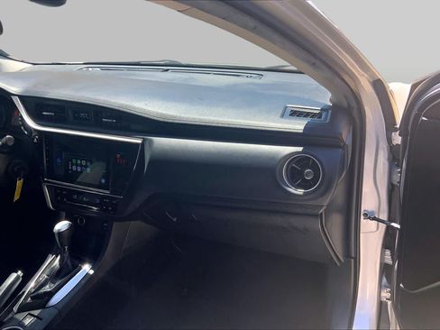 Used 2019 Toyota Corolla LE FWD image 19