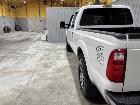Used 2015 Ford F250 XL w/ XL Value Package image 9