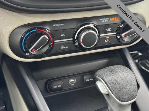 Certified 2023 Kia Soul LX w/ LX Technology Package FWD image 21