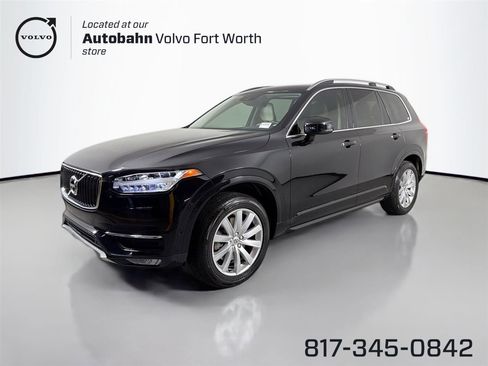 Used 2017 Volvo XC90 T6 Momentum w/ Vision Package image 1