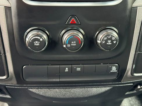 Used 2013 RAM 2500 Tradesman w/ Popular Equipment Group RWD image 21