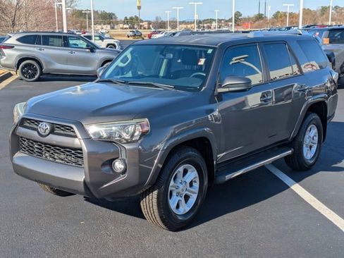 Used 2016 Toyota 4Runner SR5 image 8