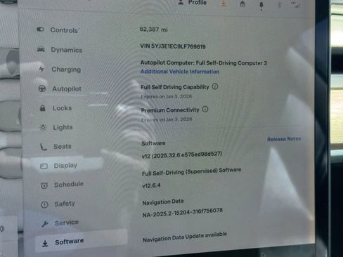 Used 2020 Tesla Model 3 Performance image 18