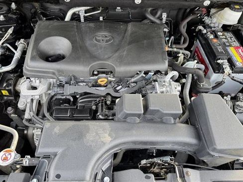 Used 2024 Toyota RAV4 LE AWD/4WD image 21