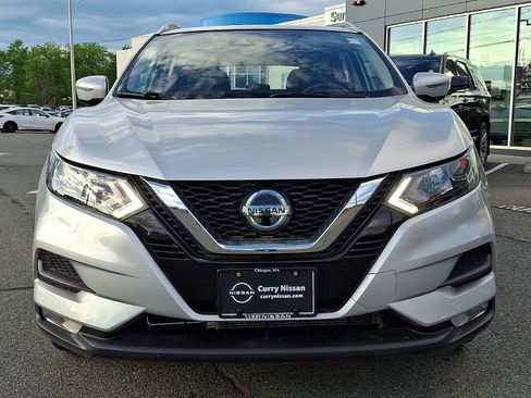 Used 2022 Nissan Rogue Sport SV AWD/4WD image 2