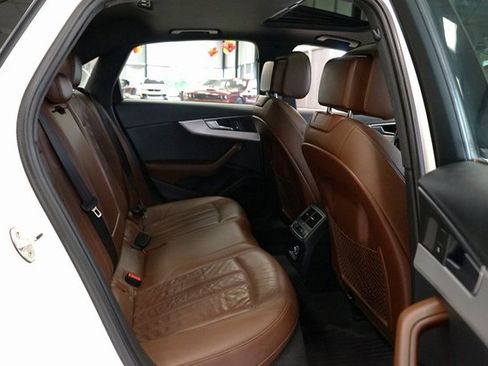 Used 2017 Audi A4 2.0T Premium image 12