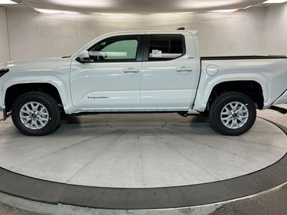 New 2026 Toyota Tacoma SR5